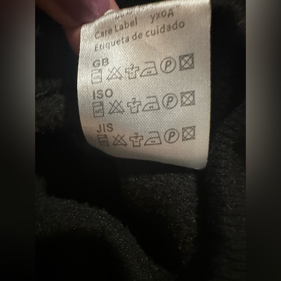 Sanrio Kuromi Boa Black Pullover Hoodie Sweatshirt Women L - Picture 6 of 7